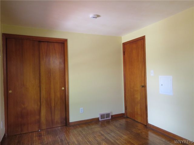 262 Lydia Lane, Cheektowaga, NY 14225