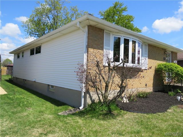 262 Lydia Lane, Cheektowaga, NY 14225