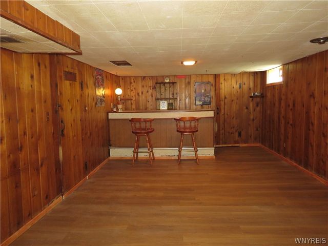 262 Lydia Lane, Cheektowaga, NY 14225