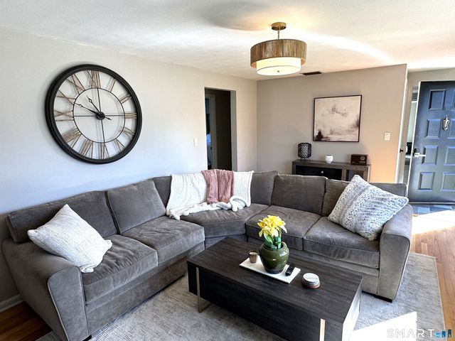 11 York Road, Berlin, CT 06037