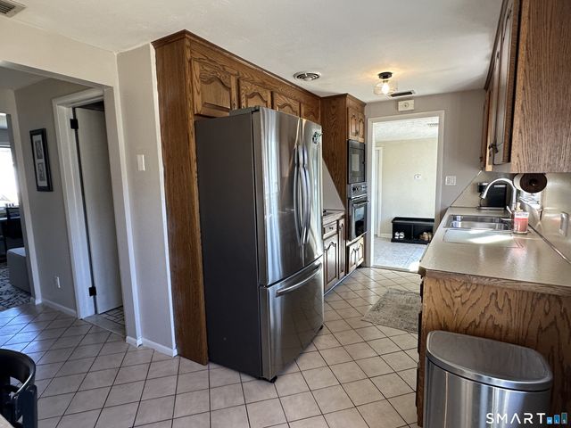 11 York Road, Berlin, CT 06037