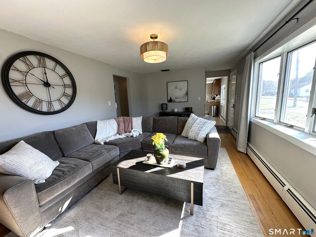 11 York Road, Berlin, CT 06037