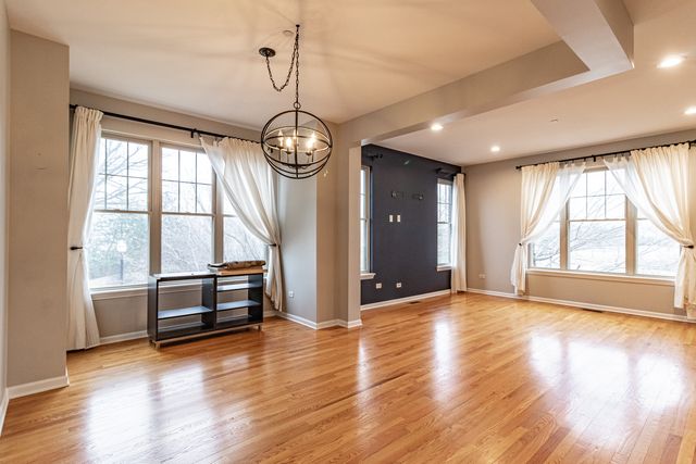 1140 Danforth Court, Vernon Hills, IL 60061