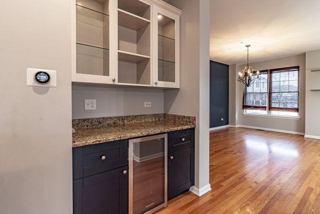 1140 Danforth Court, Vernon Hills, IL 60061