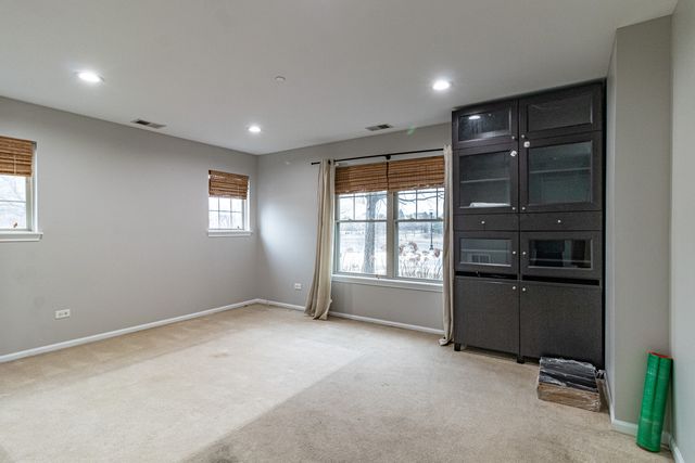 1140 Danforth Court, Vernon Hills, IL 60061