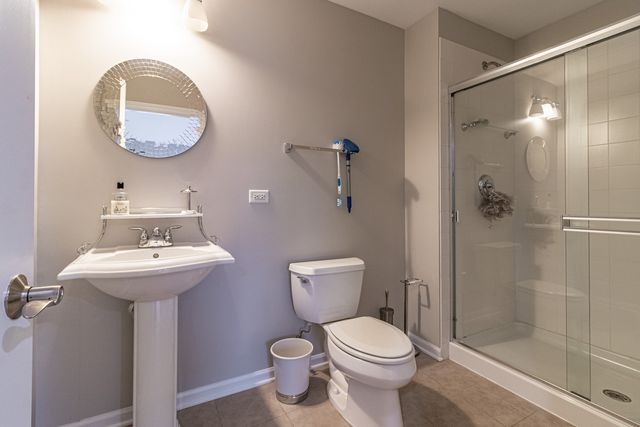 1140 Danforth Court, Vernon Hills, IL 60061