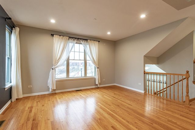 1140 Danforth Court, Vernon Hills, IL 60061