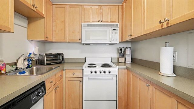 555 E William Street 18A, Ann Arbor, MI 48104