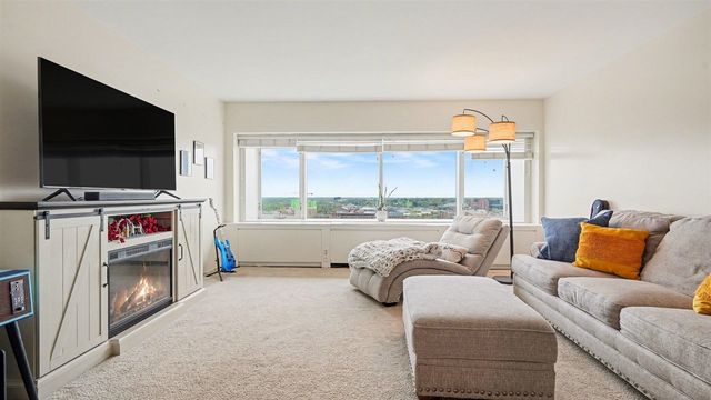 555 E William Street 18A, Ann Arbor, MI 48104