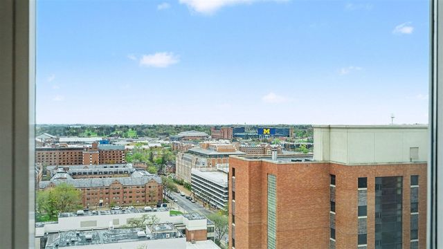 555 E William Street 18A, Ann Arbor, MI 48104