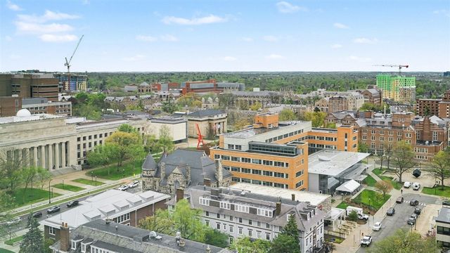 555 E William Street 18A, Ann Arbor, MI 48104