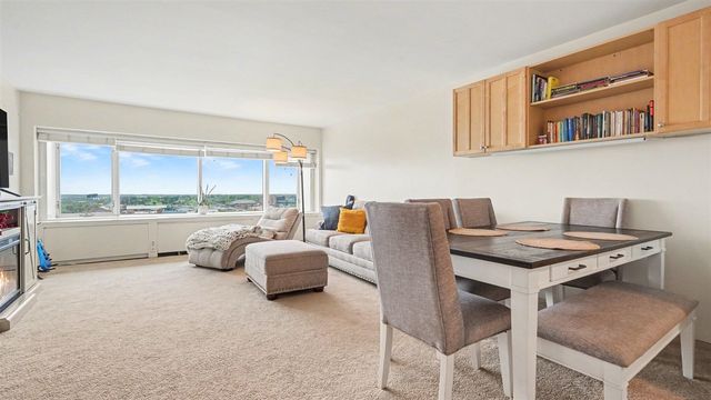 555 E William Street 18A, Ann Arbor, MI 48104