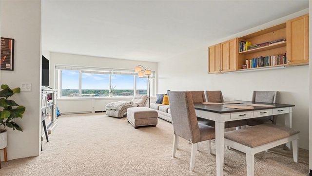 555 E William Street 18A, Ann Arbor, MI 48104