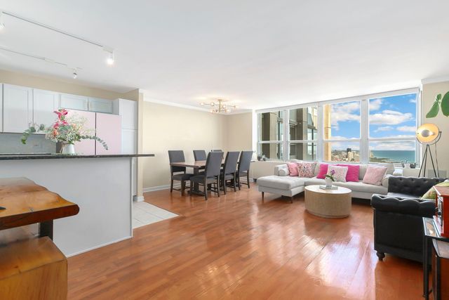 655 W Irving Park Road 5308, Chicago, IL 60613