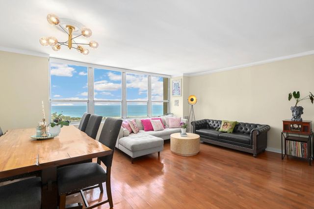 655 W Irving Park Road 5308, Chicago, IL 60613