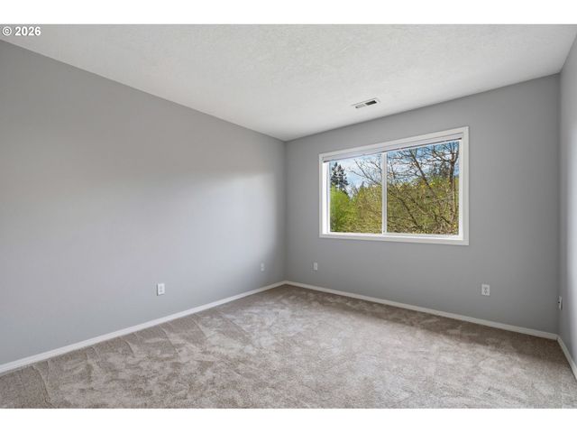 31175 Sw WILLAMETTE Way, Wilsonville, OR 97070