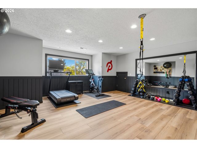 31175 Sw WILLAMETTE Way, Wilsonville, OR 97070