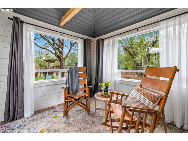 31175 Sw WILLAMETTE Way, Wilsonville, OR 97070