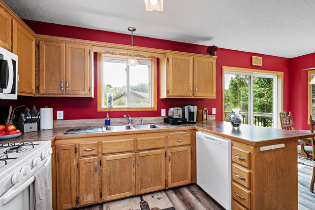 13128 Jenkins Drive, Becker, MN 55308