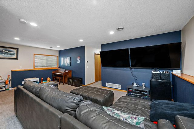 13128 Jenkins Drive, Becker, MN 55308