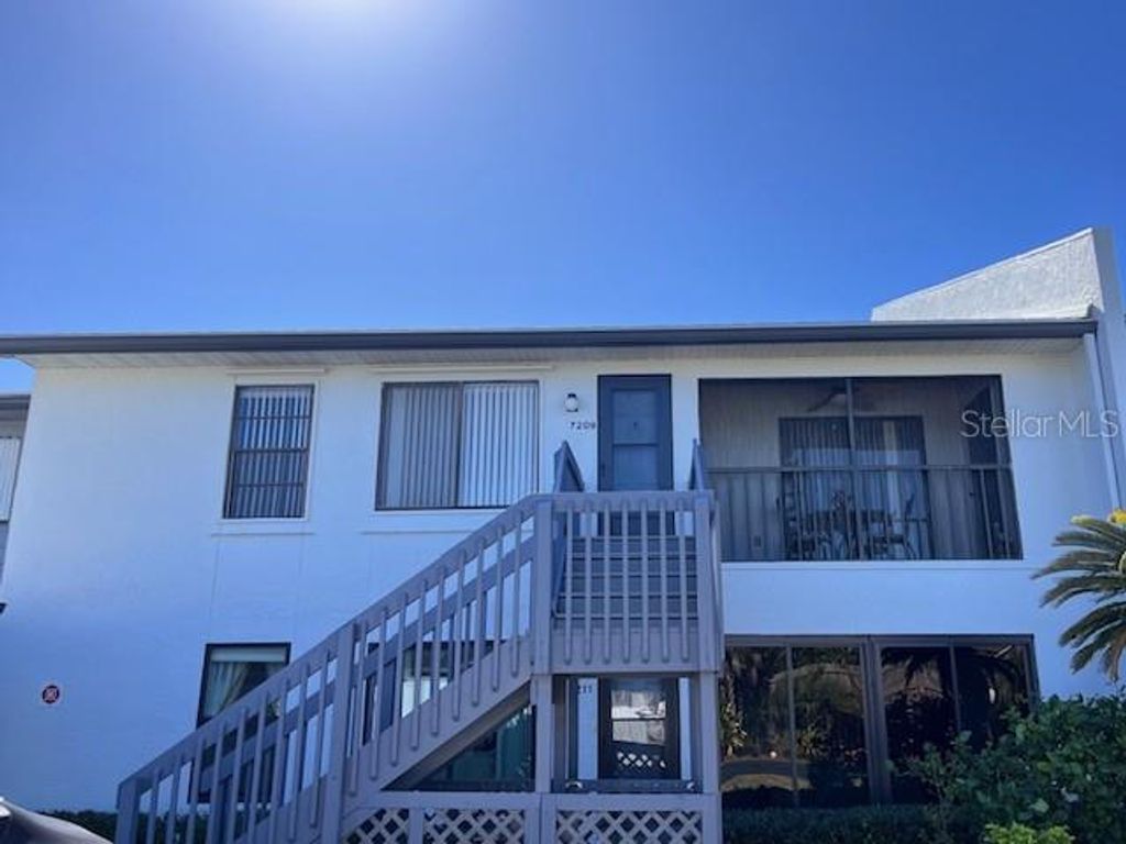7209 27TH AVENUE W 2051, Bradenton, FL 34209