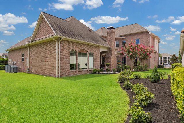 15611 Oyster Cove Drive, Sugar Land, TX 77478