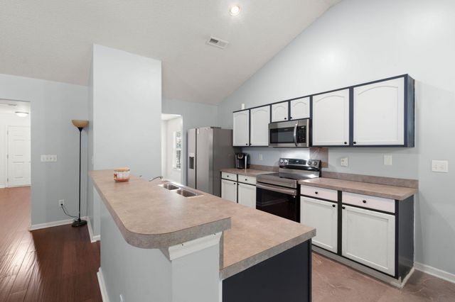5114 Thornton Drive, Summerville, SC 29485