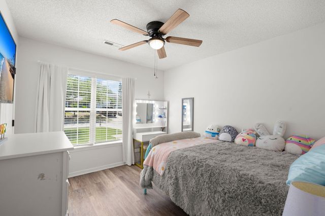 5114 Thornton Drive, Summerville, SC 29485