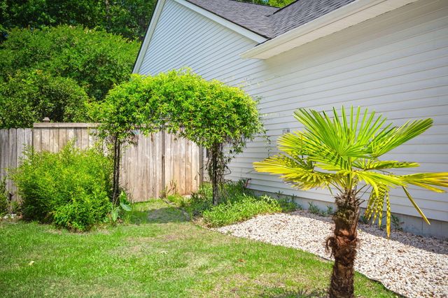 5114 Thornton Drive, Summerville, SC 29485