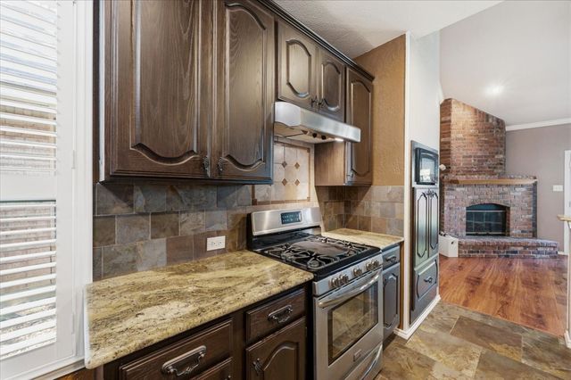 536 Forest Hill Drive, Coppell, TX 75019