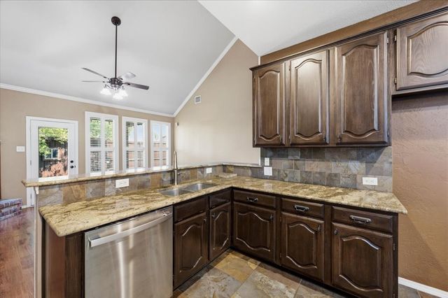 536 Forest Hill Drive, Coppell, TX 75019