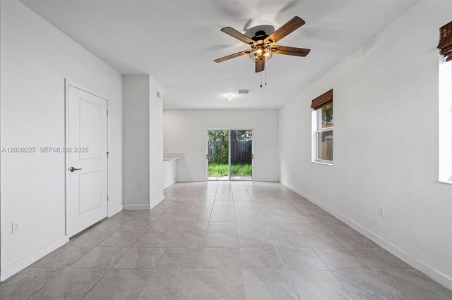 1100 SE 26 TER, Homestead, FL 33035