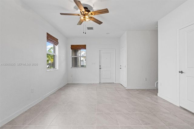 1100 SE 26 TER, Homestead, FL 33035