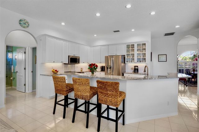 4609 SWEETMEADOW CIRCLE, Sarasota, FL 34238