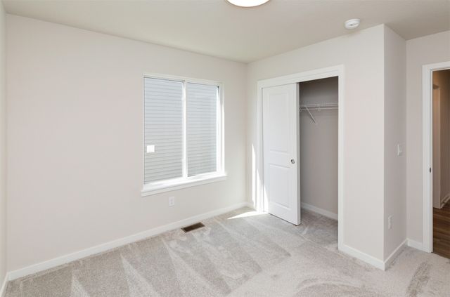 6411 NE 11th Court, Des Moines, IA 50313