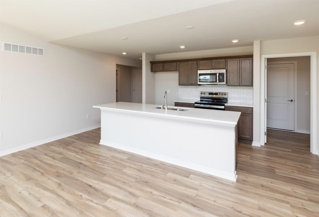 6411 NE 11th Court, Des Moines, IA 50313