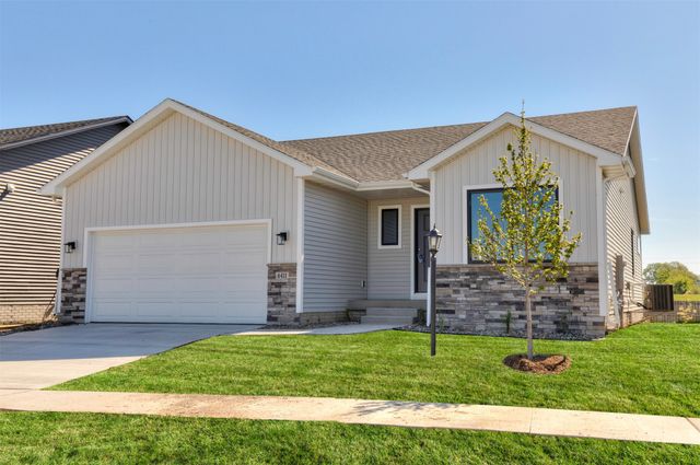 6411 NE 11th Court, Des Moines, IA 50313