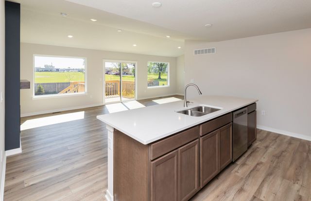 6411 NE 11th Court, Des Moines, IA 50313