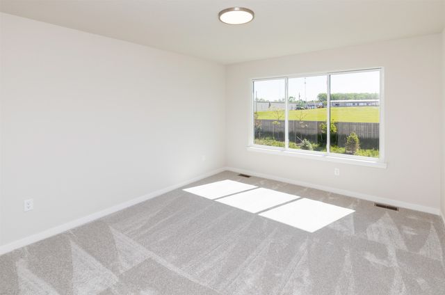 6411 NE 11th Court, Des Moines, IA 50313