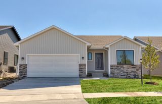 6411 NE 11th Court, Des Moines, IA 50313