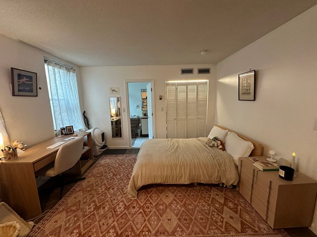 84 Gordon Street 302, Boston, MA 02135