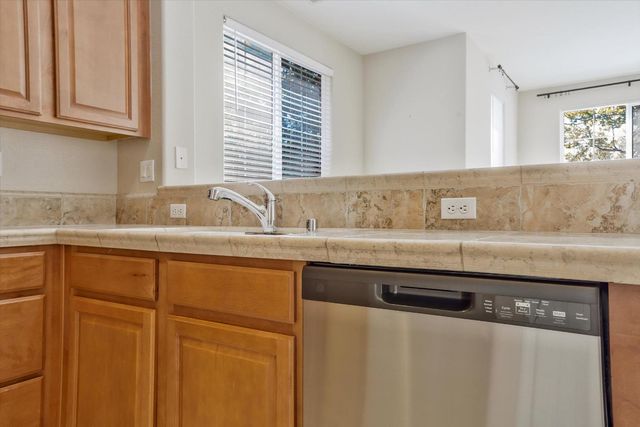 9068 Cortina Cir., Roseville, CA 95678