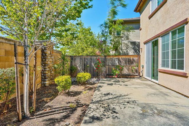 9068 Cortina Cir., Roseville, CA 95678