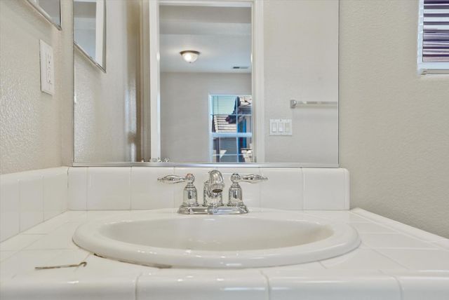 9068 Cortina Cir., Roseville, CA 95678