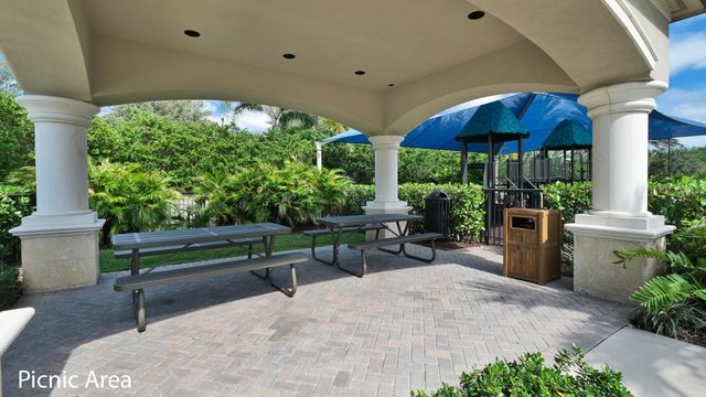 16910 Charles River Drive, Delray Beach, FL 33446