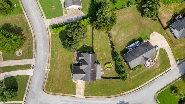 8603 Brookplace Drive, Hixson, TN 37343