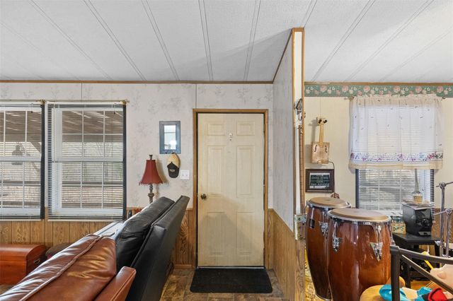 7155 County Road 144, Caldwell, TX 77836