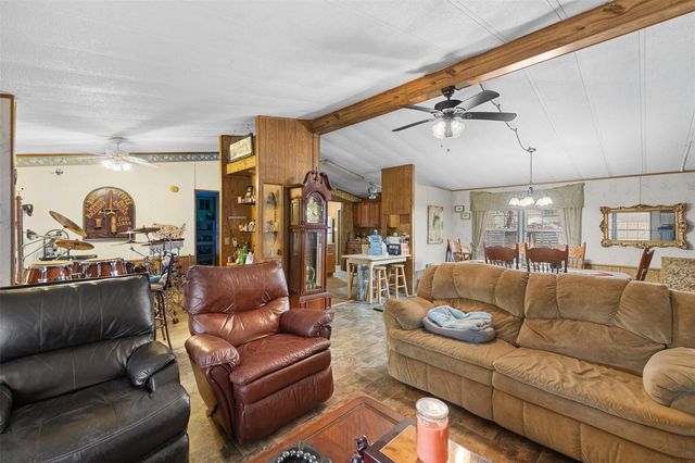 7155 County Road 144, Caldwell, TX 77836