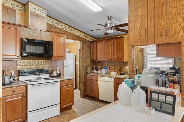 7155 County Road 144, Caldwell, TX 77836