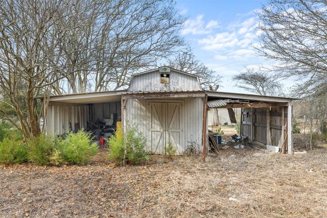 7155 County Road 144, Caldwell, TX 77836